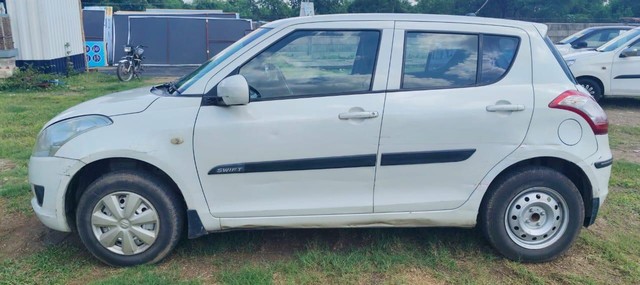 Second-hand 2011 Maruti Swift LXI for sale in Nagpur-3