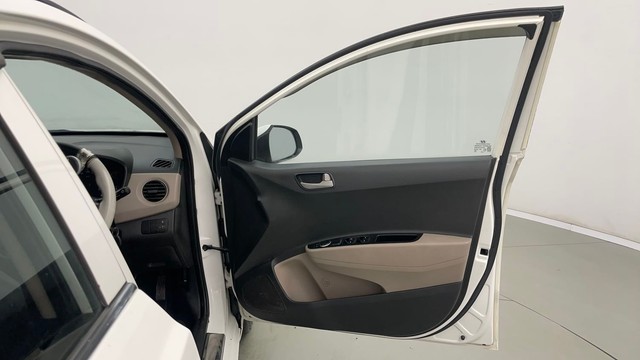 Second-hand 2015 Hyundai Grand i10 1.2 Kappa Sportz BSIV for sale in Jaipur-16