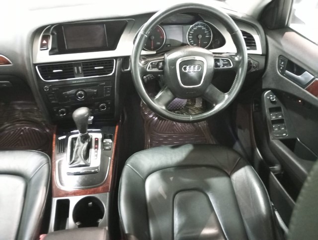 Audi A4 2.0 TDI Multitronic Second-hand 2012 Audi A4 2.0 TDI Multitronic for sale in Bangalore-20