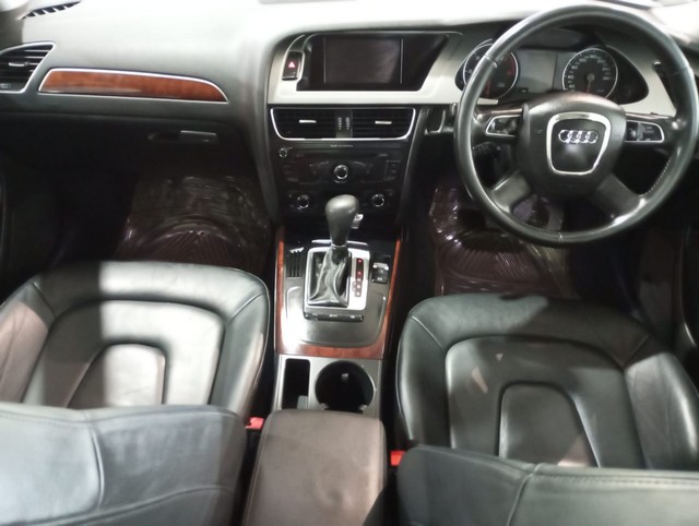 Audi A4 2.0 TDI Multitronic Second-hand 2012 Audi A4 2.0 TDI Multitronic for sale in Bangalore-4
