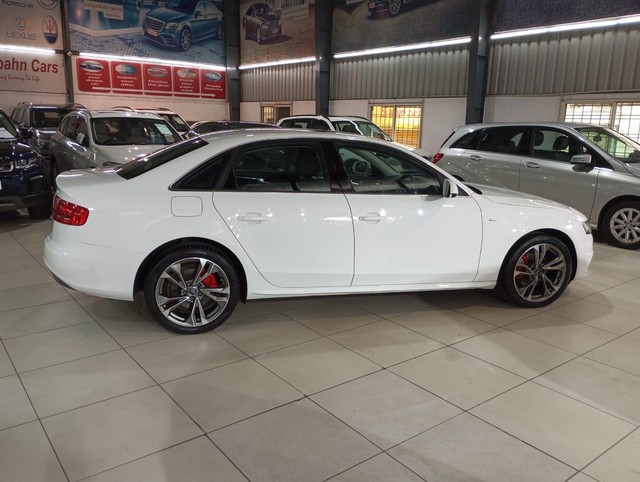 Audi A4 2.0 TDI Multitronic Second-hand 2012 Audi A4 2.0 TDI Multitronic for sale in Bangalore-16