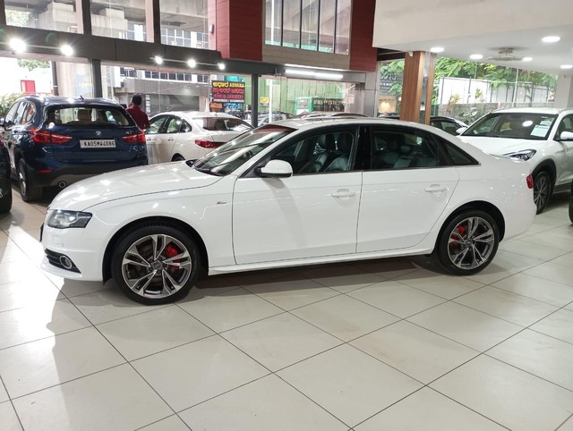 Audi A4 2.0 TDI Multitronic Second-hand 2012 Audi A4 2.0 TDI Multitronic for sale in Bangalore-14