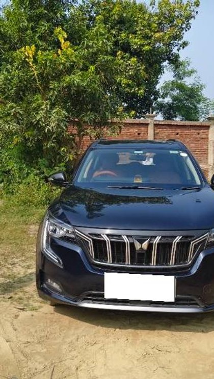 Second-hand 2023 Mahindra XUV700 AX5 5Str Diesel for sale in Gonda