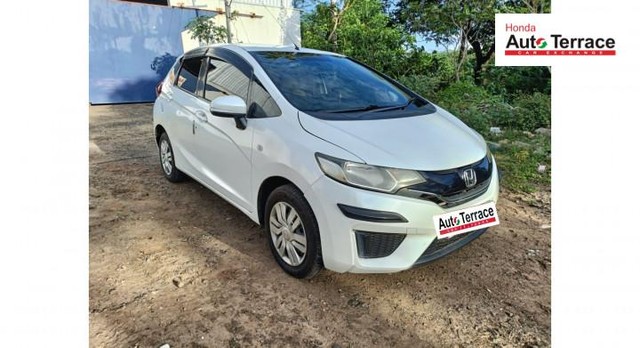 Second-hand 2018 Honda Jazz 1.5 S i DTEC for sale in Tiruchirappalli-20
