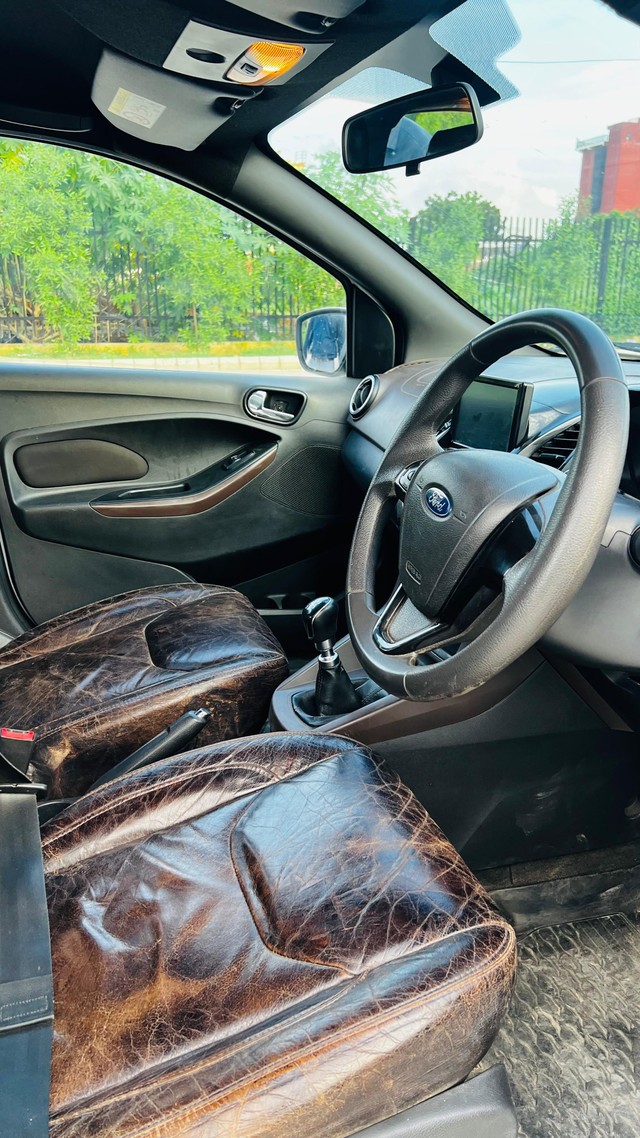 Second-hand 2018 Ford Freestyle Titanium Diesel BSIV for sale in Lucknow-10