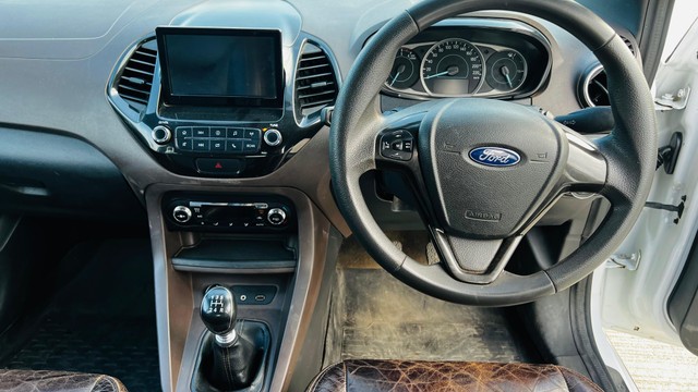 Second-hand 2018 Ford Freestyle Titanium Diesel BSIV for sale in Lucknow-8