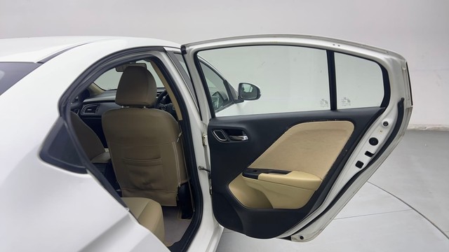 Second-hand 2018 Honda City V for sale in Sonipat-37