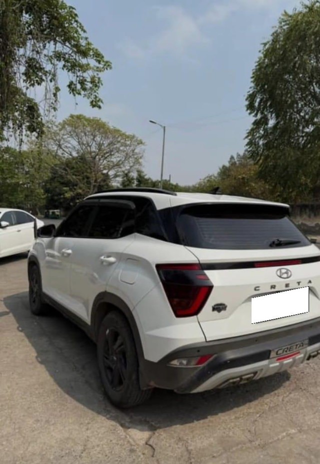 Second-hand 2023 Hyundai Creta S Plus Knight for sale in New Delhi-4