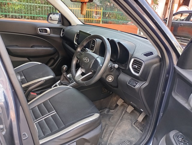 Second-hand 2022 Hyundai Venue S Plus for sale in Ghaziabad-6