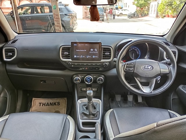 Second-hand 2022 Hyundai Venue S Plus for sale in Ghaziabad-10