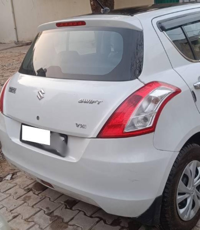 Second-hand 2013 Maruti Swift VXI for sale in Ambala-2