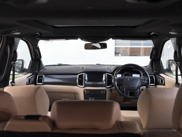 Second-hand 2021 Ford Endeavour Titanium Plus 4X2 AT for sale in New Delhi-28