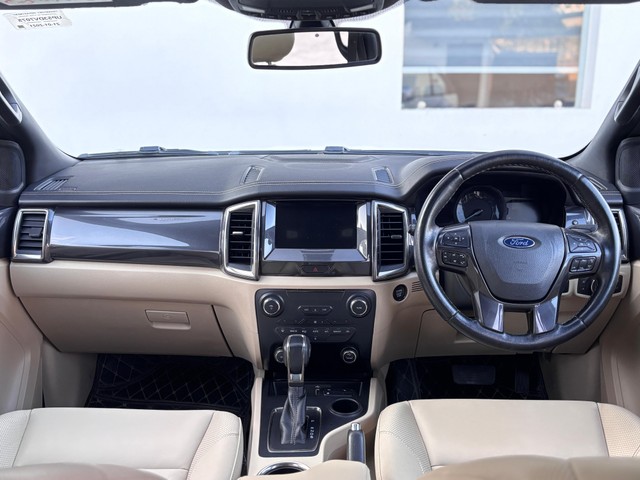 Second-hand 2021 Ford Endeavour Titanium Plus 4X2 AT for sale in New Delhi-19