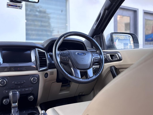 Second-hand 2021 Ford Endeavour Titanium Plus 4X2 AT for sale in New Delhi-29