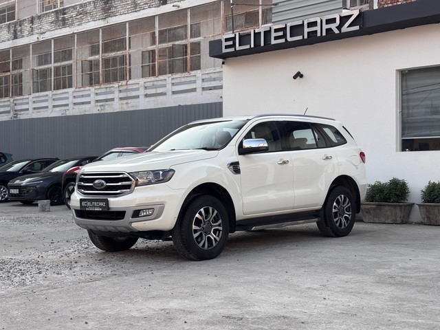 Second-hand 2021 Ford Endeavour Titanium Plus 4X2 AT for sale in New Delhi-8