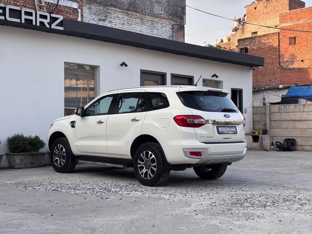 Second-hand 2021 Ford Endeavour Titanium Plus 4X2 AT for sale in New Delhi-9