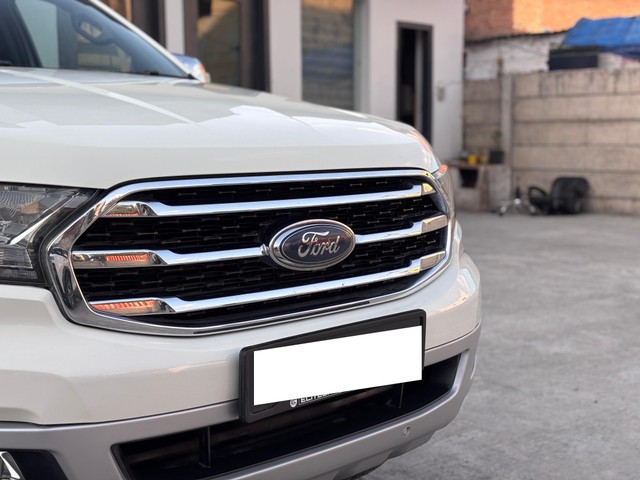 Second-hand 2021 Ford Endeavour Titanium Plus 4X2 AT for sale in New Delhi-1