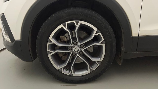 Second-hand 2021 Skoda Kushaq 1.0 TSI Style for sale in Mumbai-20