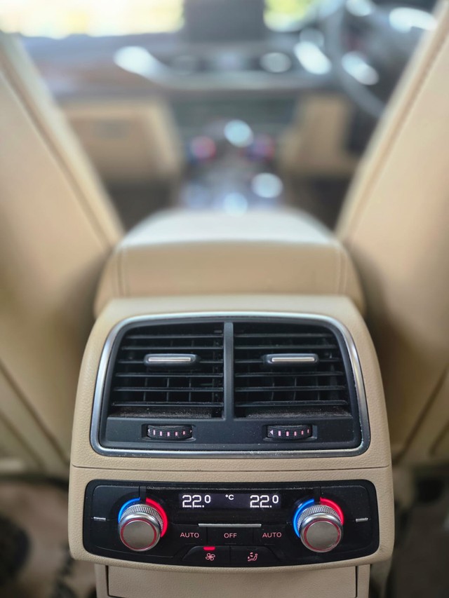 Second-hand 2011 Audi A6 2.8 FSI for sale in New Delhi-3