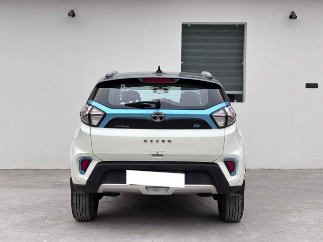 Second-hand 2022 Tata Nexon EV XZ Plus for sale in New Delhi-11
