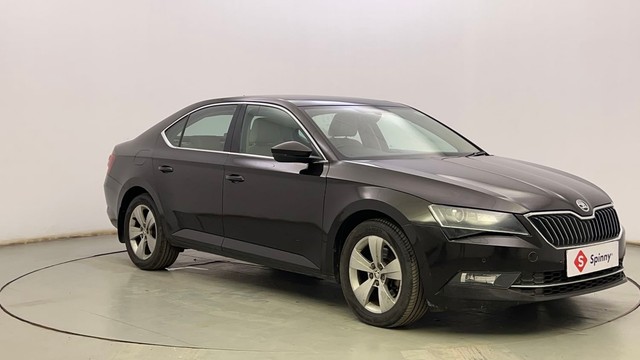 Second-hand 2018 Skoda Superb Style 1.8 TSI AT for sale in Bangalore-1