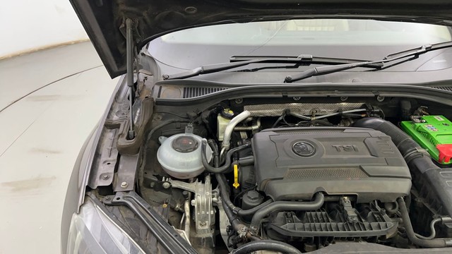 Second-hand 2018 Skoda Superb Style 1.8 TSI AT for sale in Bangalore-33