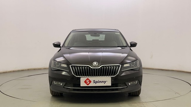Second-hand 2018 Skoda Superb Style 1.8 TSI AT for sale in Bangalore-7