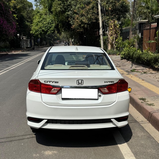 Second-hand 2019 Honda City SV MT for sale in New Delhi-1