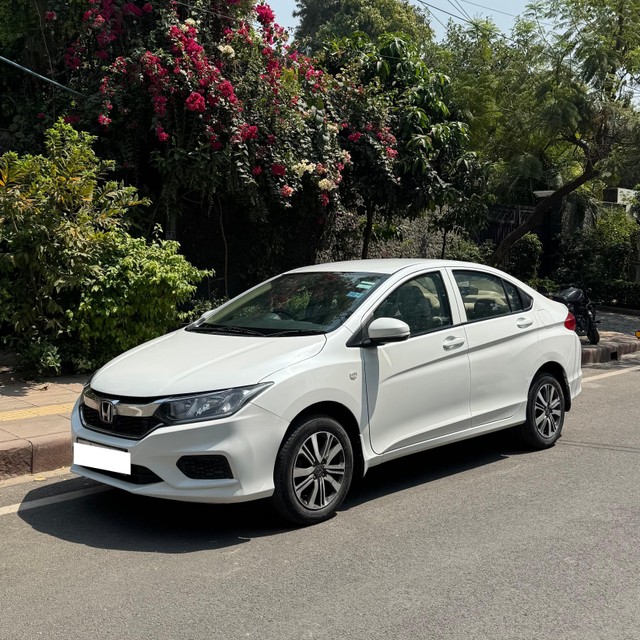 Second-hand 2019 Honda City SV MT for sale in New Delhi-4