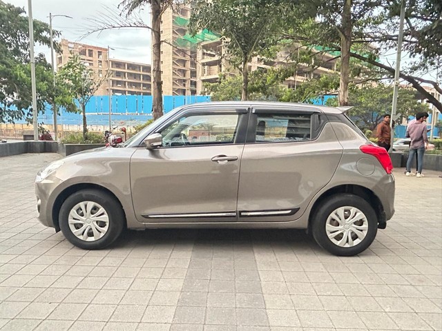 Second-hand 2018 Maruti Swift AMT VXI for sale in Pune
