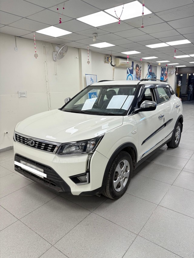 Second-hand 2022 Mahindra XUV300 W6 Sunroof BSVI for sale in Amritsar