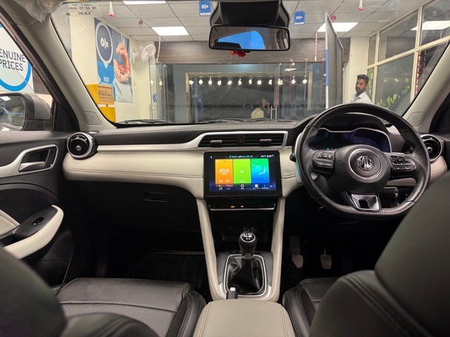 Second-hand 2023 MG Astor Style MT for sale in Amritsar-3