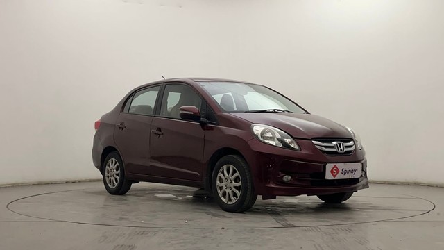 Second-hand 2013 Honda Amaze VX i-VTEC for sale in Hyderabad-1