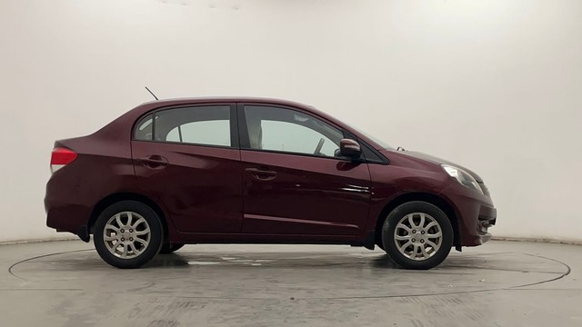 Second-hand 2013 Honda Amaze VX i-VTEC for sale in Hyderabad-2