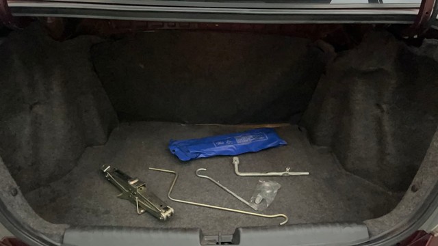 Second-hand 2013 Honda Amaze VX i-VTEC for sale in Hyderabad-9