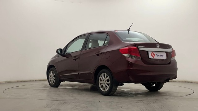 Second-hand 2013 Honda Amaze VX i-VTEC for sale in Hyderabad-5