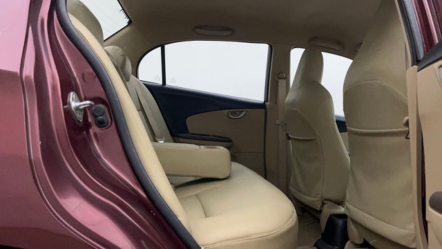 Second-hand 2013 Honda Amaze VX i-VTEC for sale in Hyderabad-35