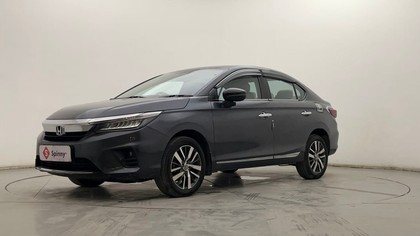 cars様 西部警察Z16 スカイラインGT（白） | 製品をさがす | tomica