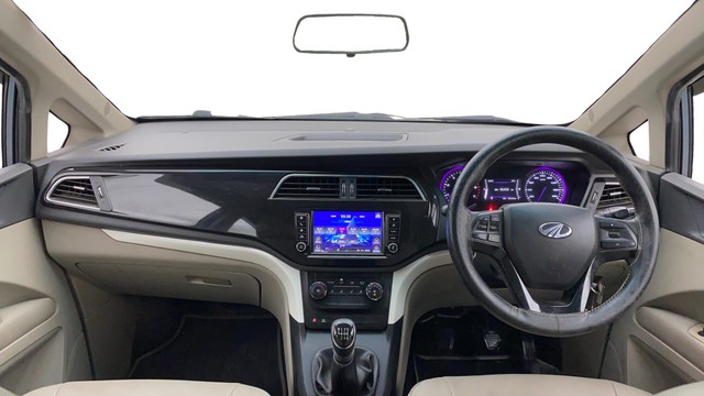 Second-hand 2019 Mahindra Marazzo M6 8Str for sale in Ahmedabad-21