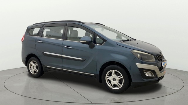 Second-hand 2019 Mahindra Marazzo M6 8Str for sale in Ahmedabad-11