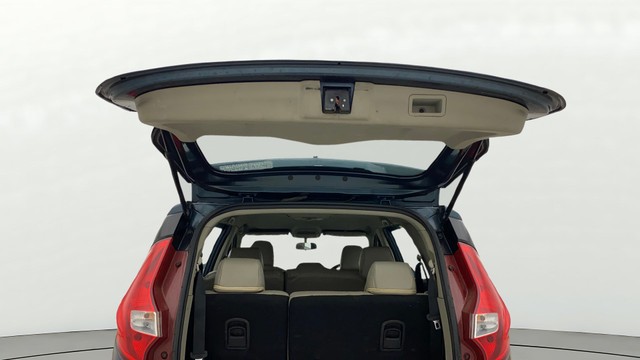 Second-hand 2019 Mahindra Marazzo M6 8Str for sale in Ahmedabad-2