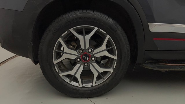 Second-hand 2020 Kia Seltos GTX Plus DCT for sale in Mumbai-18