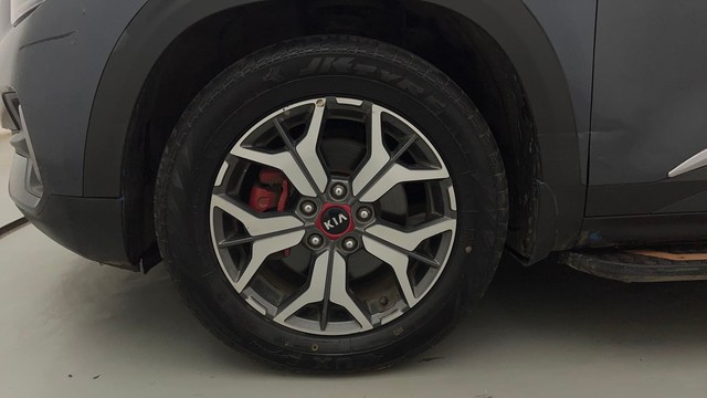 Second-hand 2020 Kia Seltos GTX Plus DCT for sale in Mumbai-20