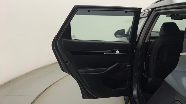 Second-hand 2020 Kia Seltos GTX Plus DCT for sale in Mumbai-29