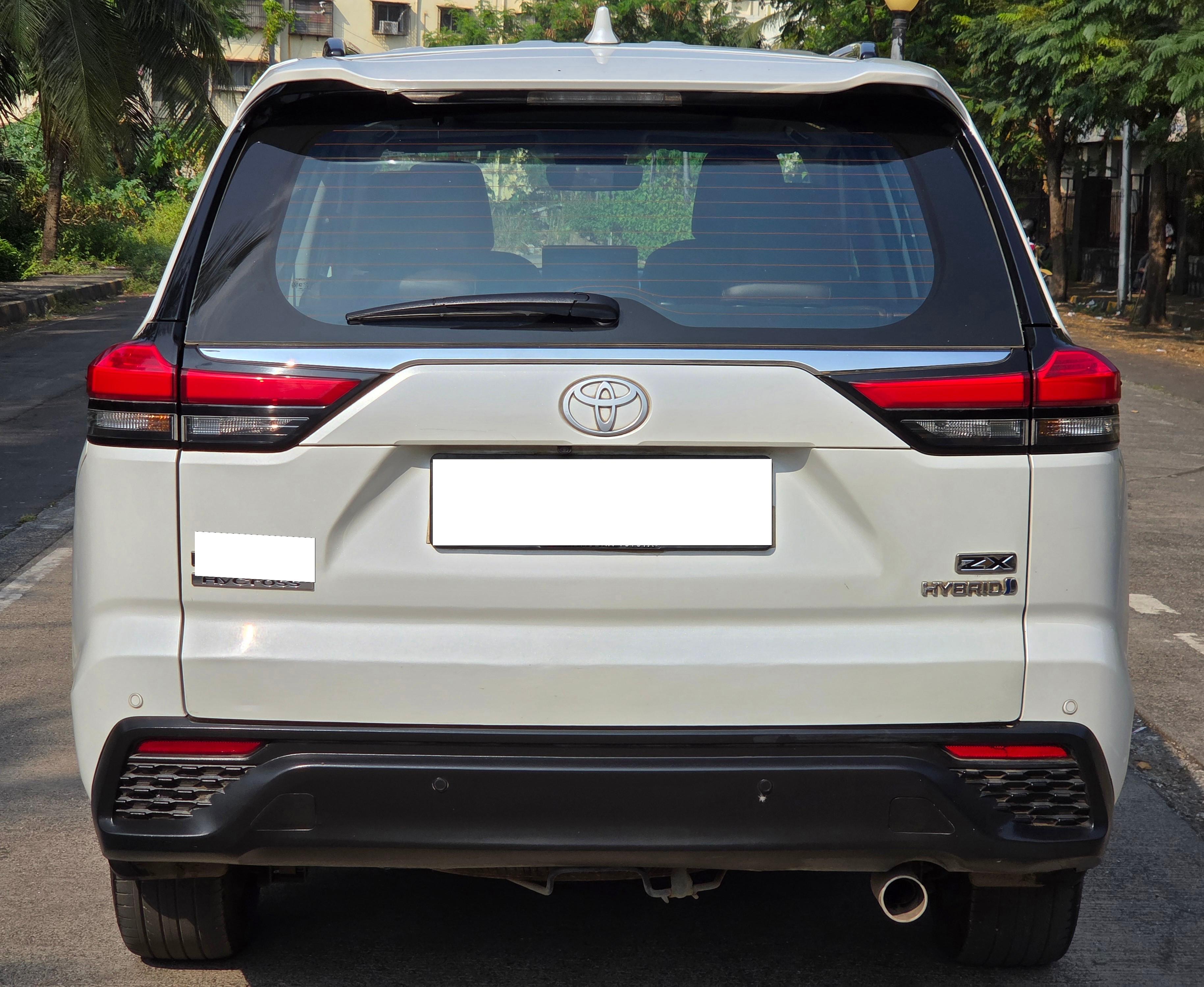 Used Toyota Innova Hycross ZX(O) Hybrid Car in Mumbai, 2023