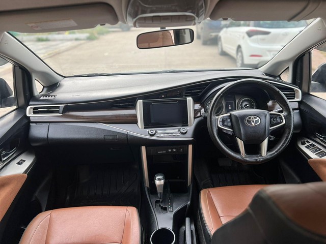 Second-hand 2016 Toyota Innova Crysta 2.8 ZX AT BSIV for sale in Indore-2