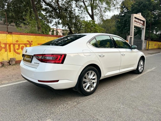 Second-hand 2016 Skoda Superb Style 2.0 TDI AT for sale in Indore-11