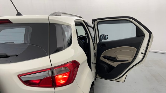 Second-hand 2020 Ford Ecosport Trend for sale in Kanpur-31