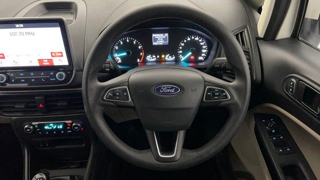Second-hand 2020 Ford Ecosport Trend for sale in Kanpur-24