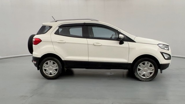 Second-hand 2020 Ford Ecosport Trend for sale in Kanpur-2
